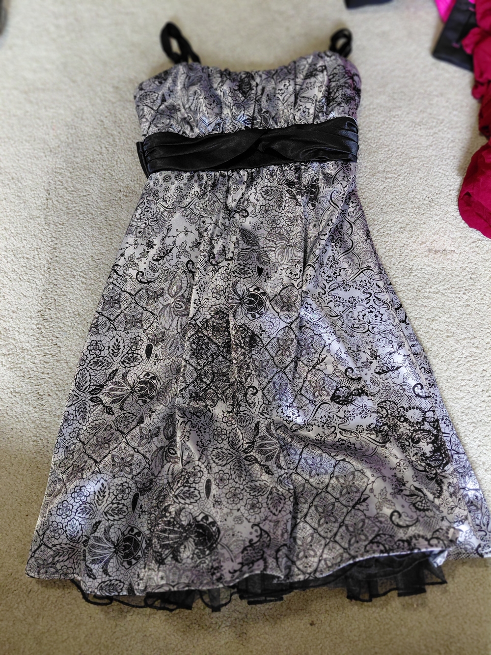 Studio Y Silver and Black Floral Strap Dress